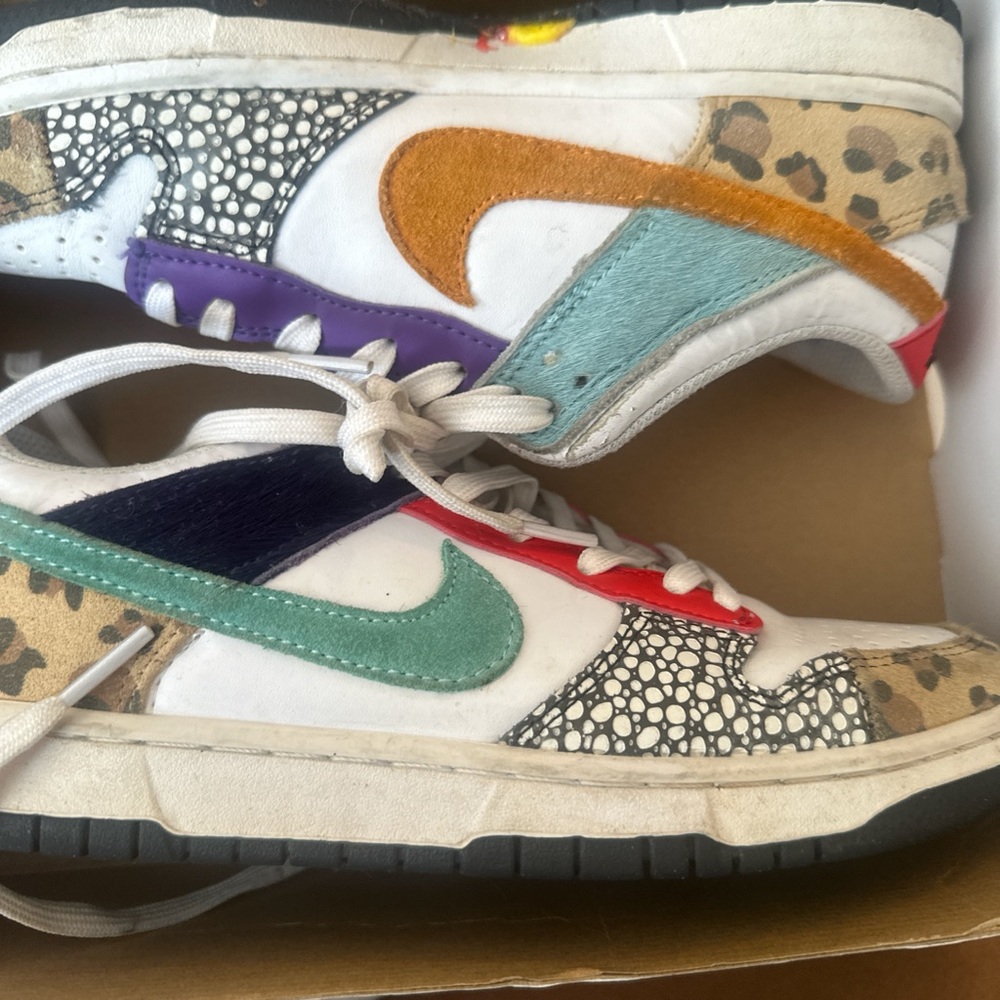 Safari dunks